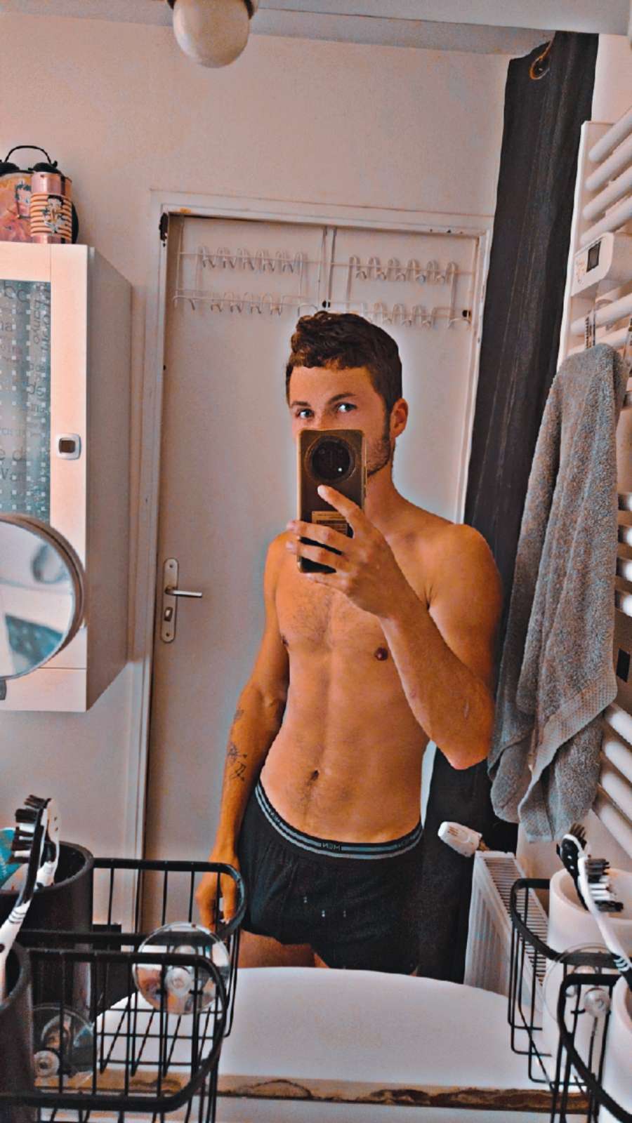 Profil de Paul-arnaud, 19 ans, Soiree gay à Peccia