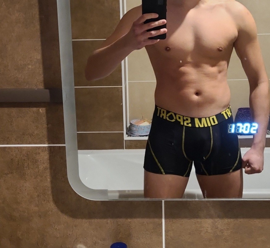 Profil de Silvère, 23 ans, Soiree gay à Brünisried