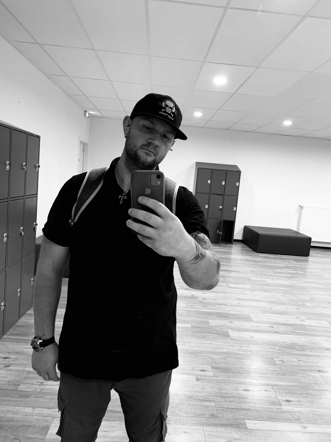 Profil de Houssen, 32 ans, Soiree gay à Crésuz