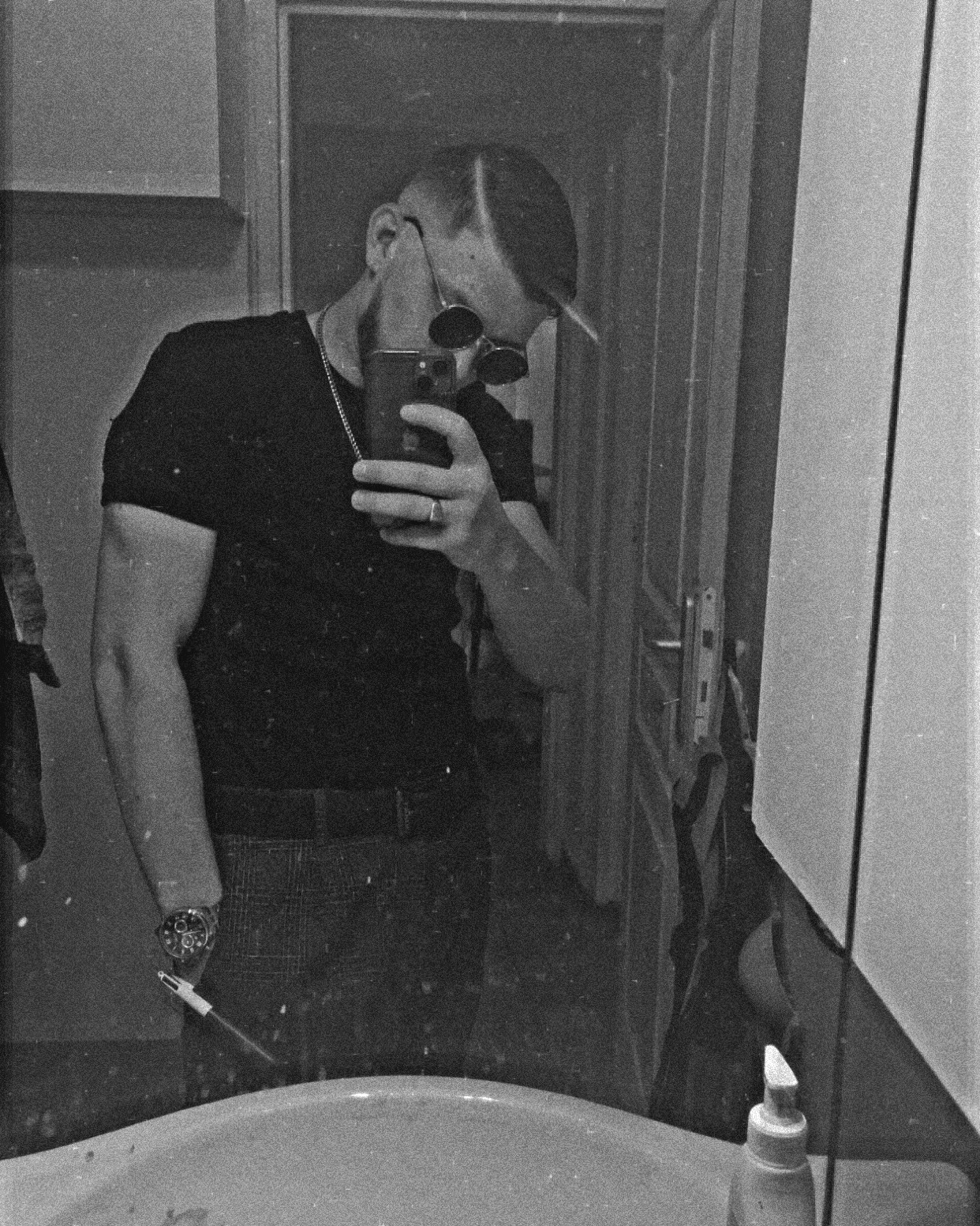 Profil de Nabil, 27 ans, Soiree gay à Spiez