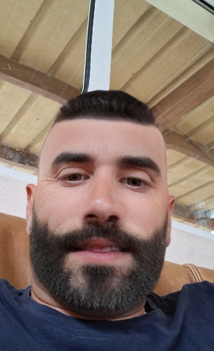 Profil de Sultan, 39 ans, Soiree gay à Schnaus