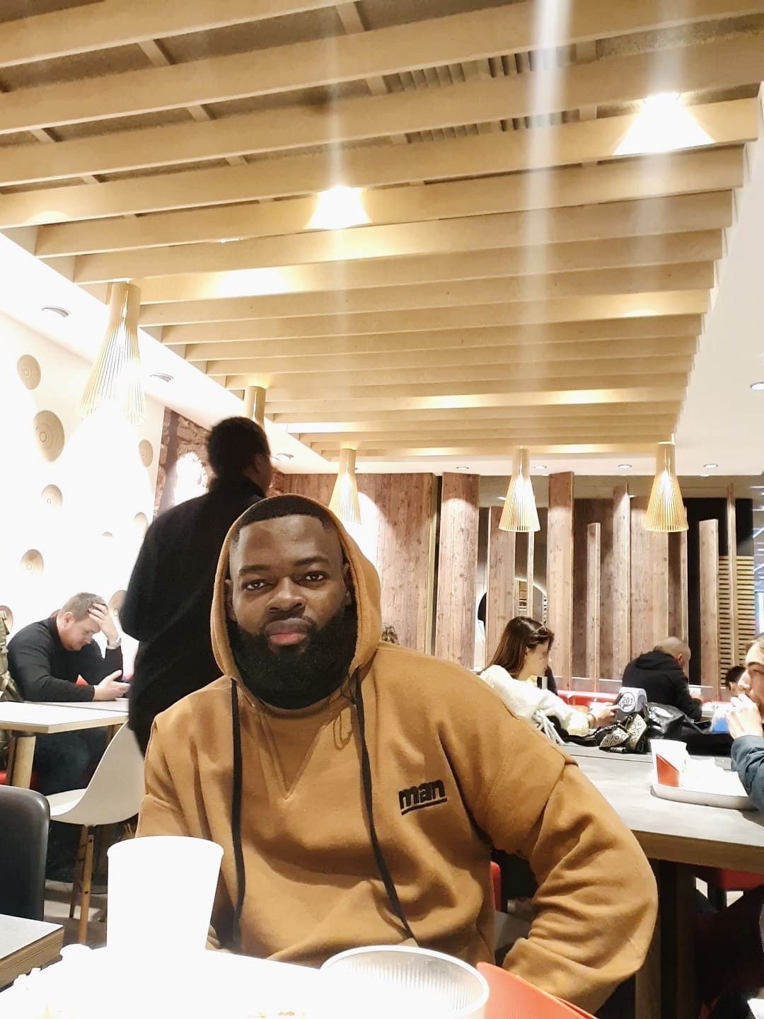 Profil de Chouaib, 34 ans, Soiree gay à Arconciel