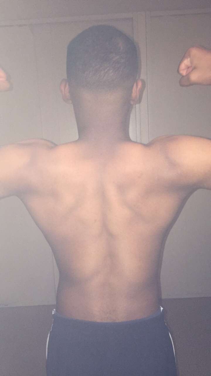 Profil de Tidjan, 20 ans, Soiree gay à Luc (Ayent)