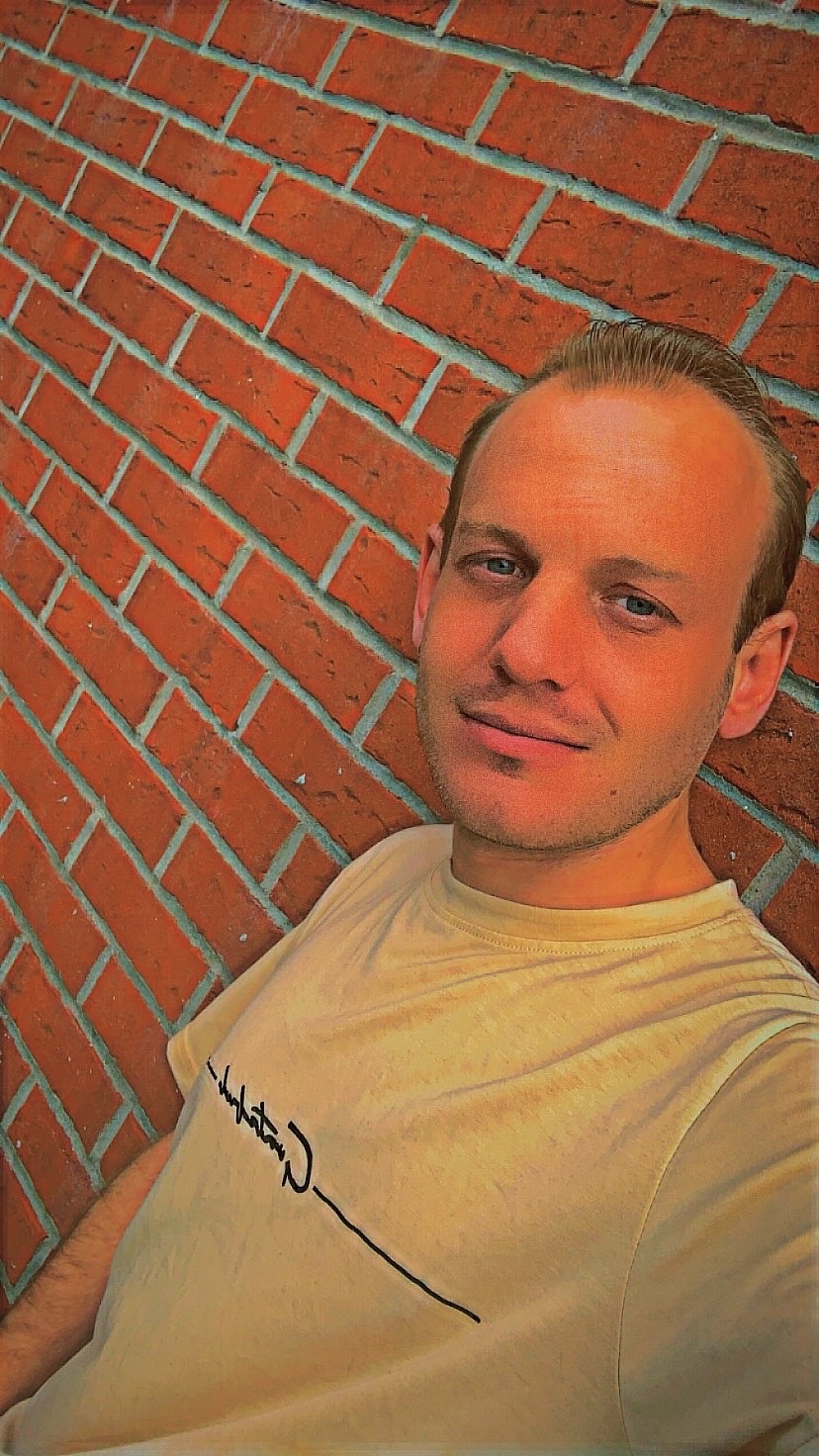 Profil de Paul-hugo, 27 ans, Soiree gay à Gampelen