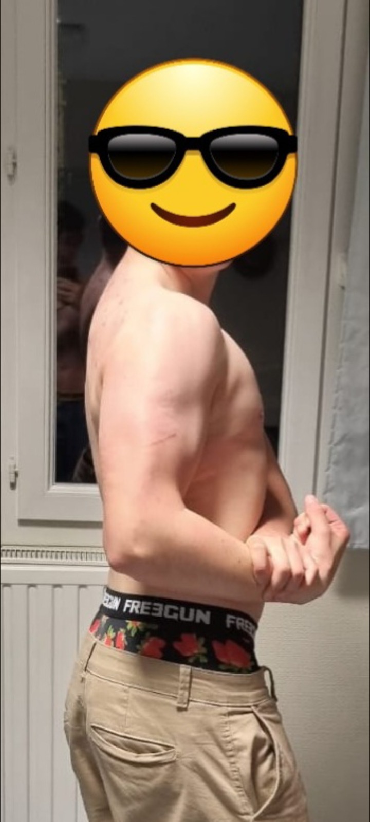 Profil de Houssni, 19 ans, Soiree gay à Winden