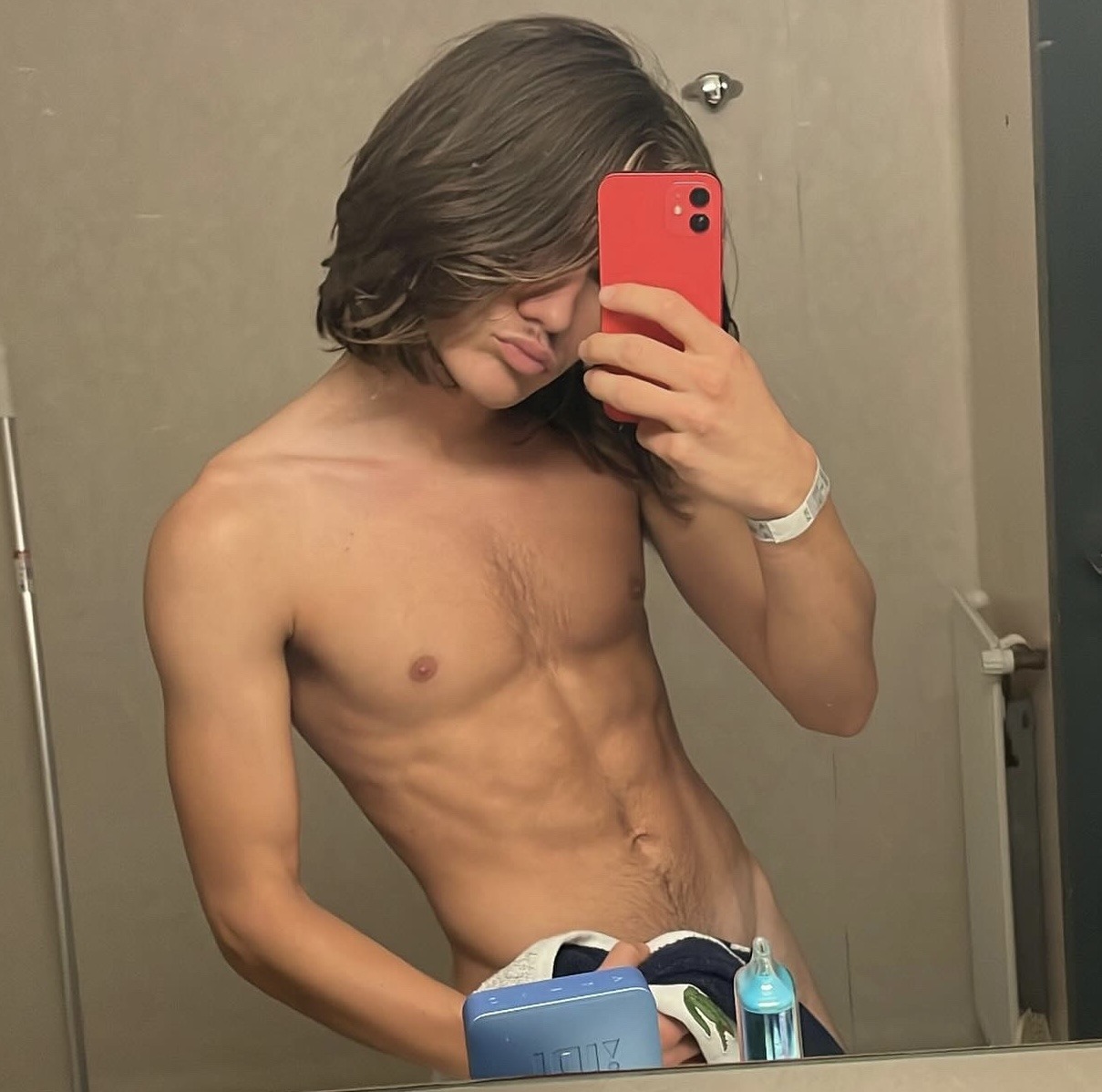 Profil de Amazigh, 21 ans, Soiree gay à Ettingen