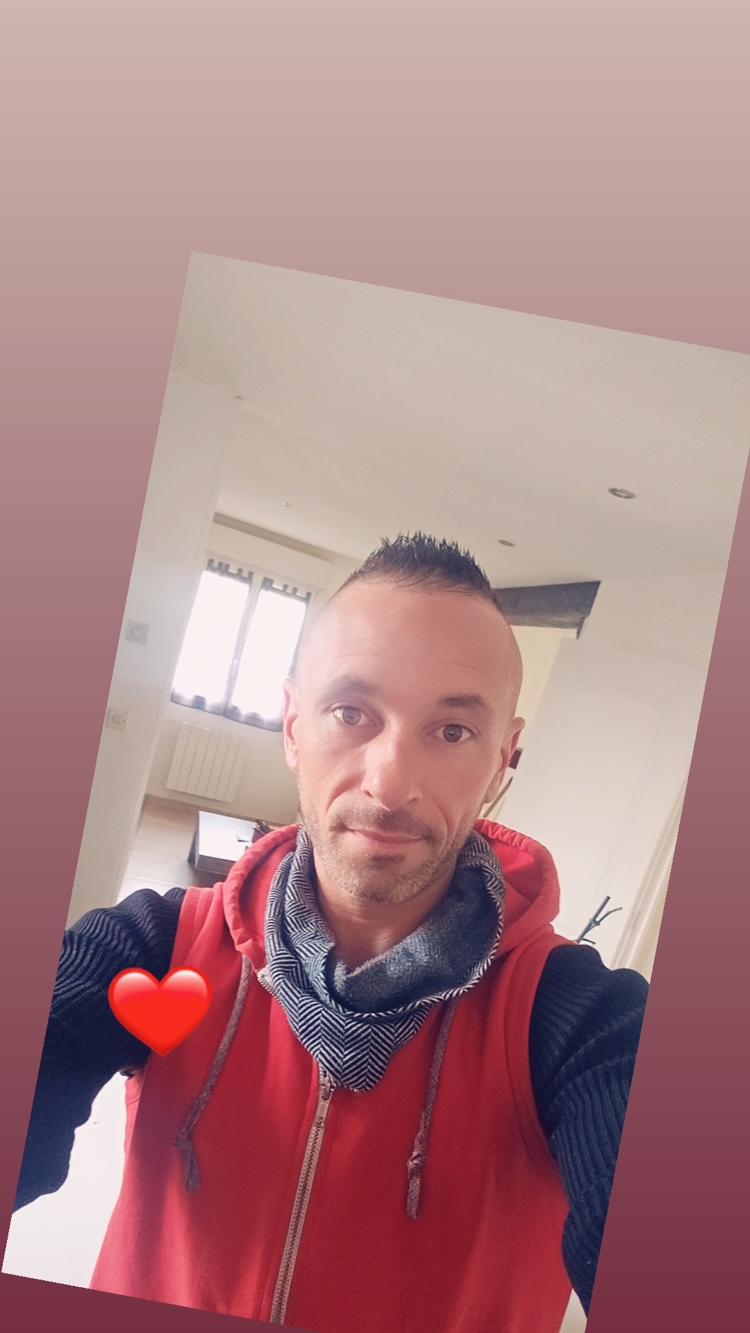 Profil de Mateja, 37 ans, Soiree gay à Vermes