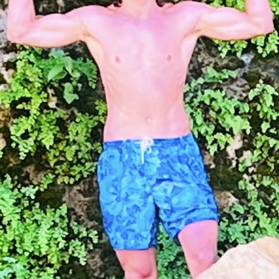 Profil de Adim, 21 ans, Soiree gay à Wald ZH