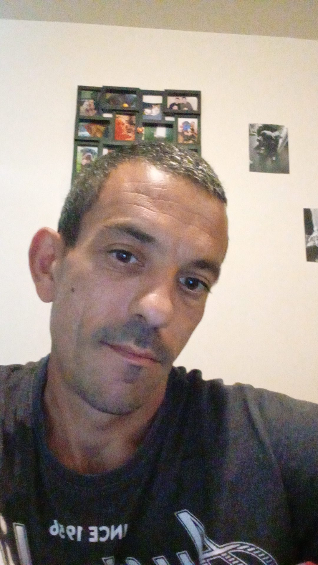 Profil de Kenneth, 40 ans, Soiree gay à Langwiesen