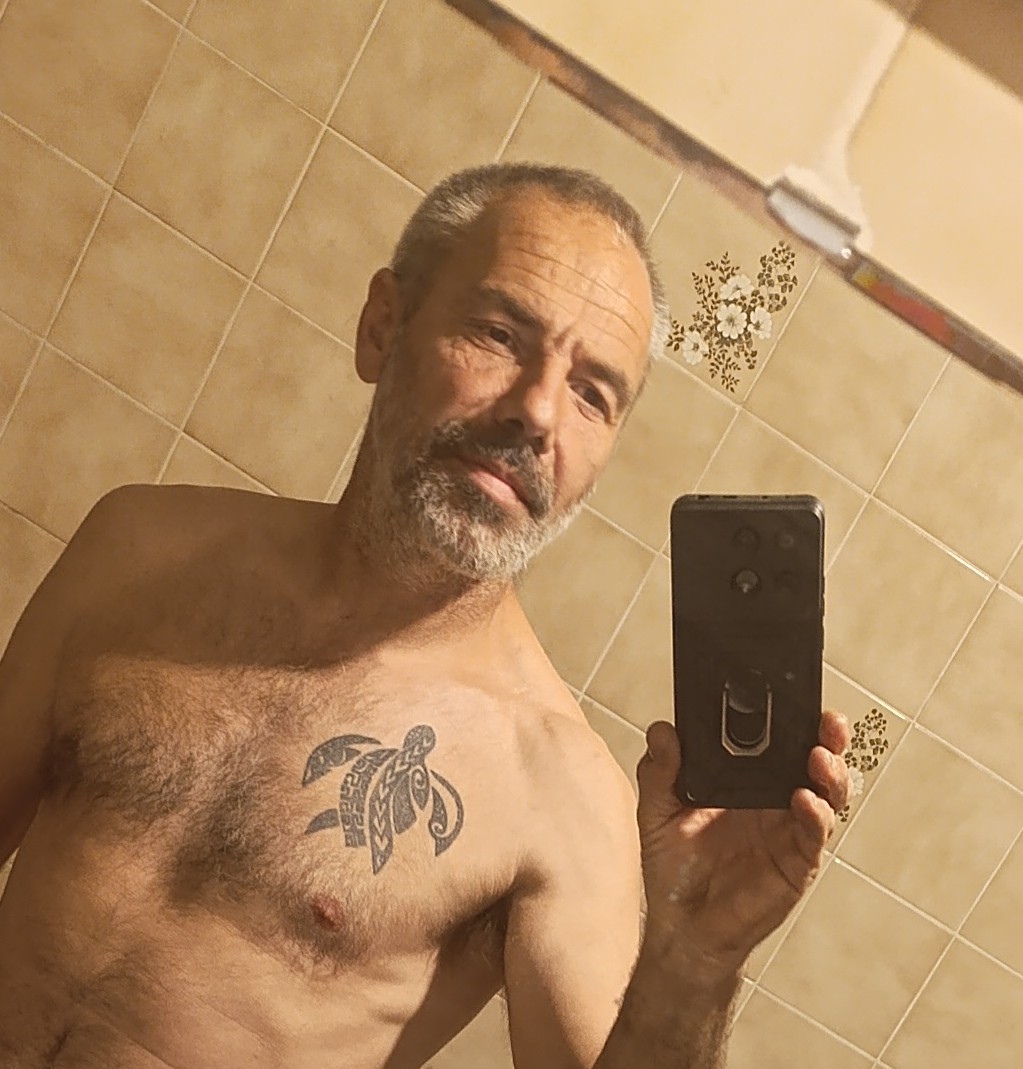 Profil de Ihsan, 49 ans, Soiree gay à Islisberg