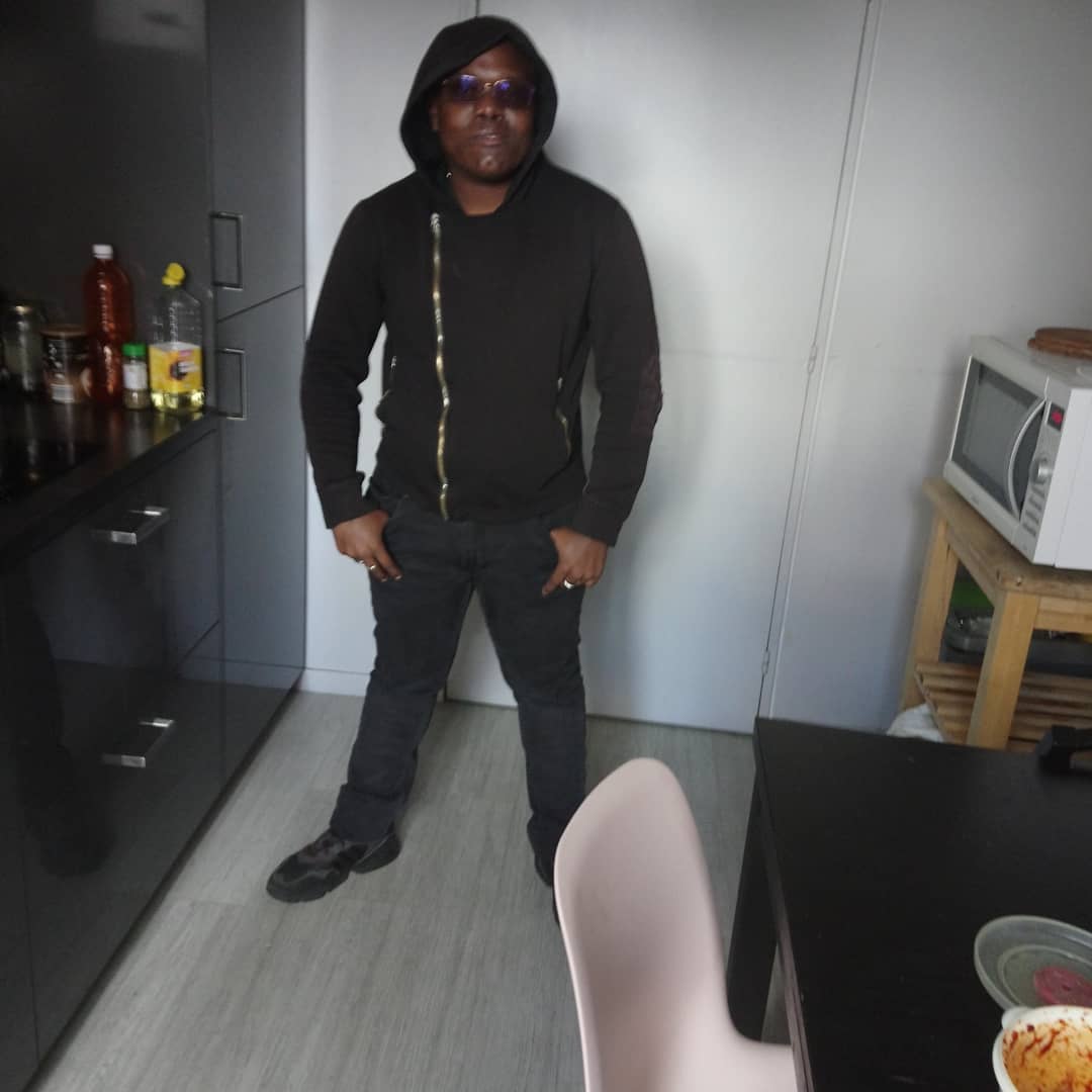 Profil de Nolwen, 30 ans, Soiree gay à Bogno