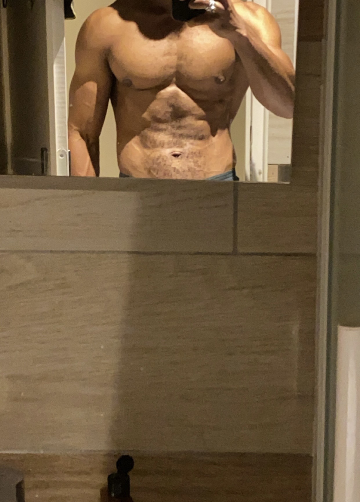 Profil de Anase, 27 ans, Soiree gay à Cormondrèche