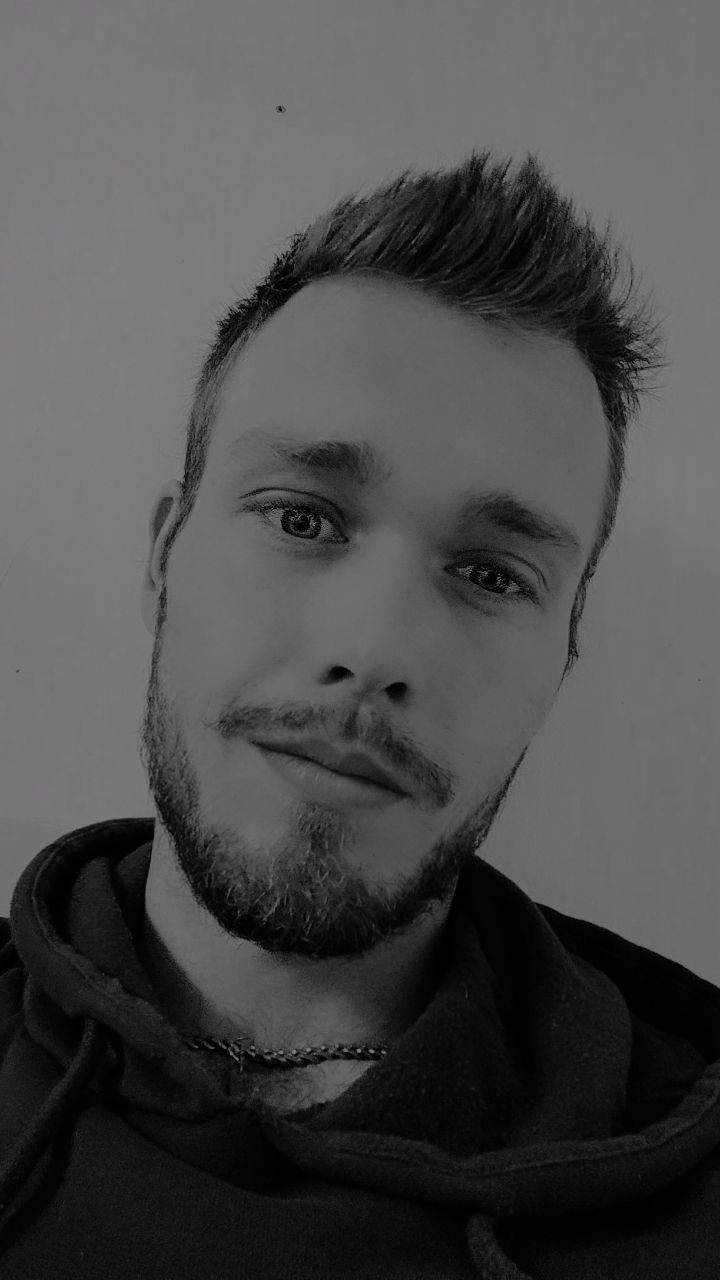 Profil de Timoleon, 36 ans, Soiree gay à Achseten