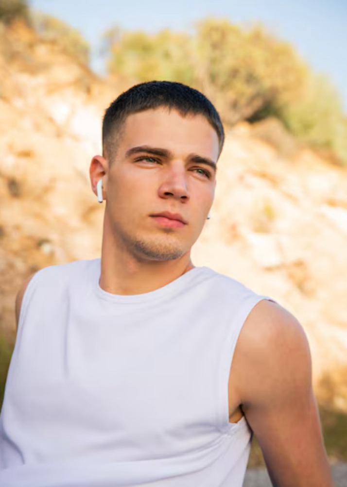 Profil de Conrad, 24 ans, Soiree gay à Pratteln