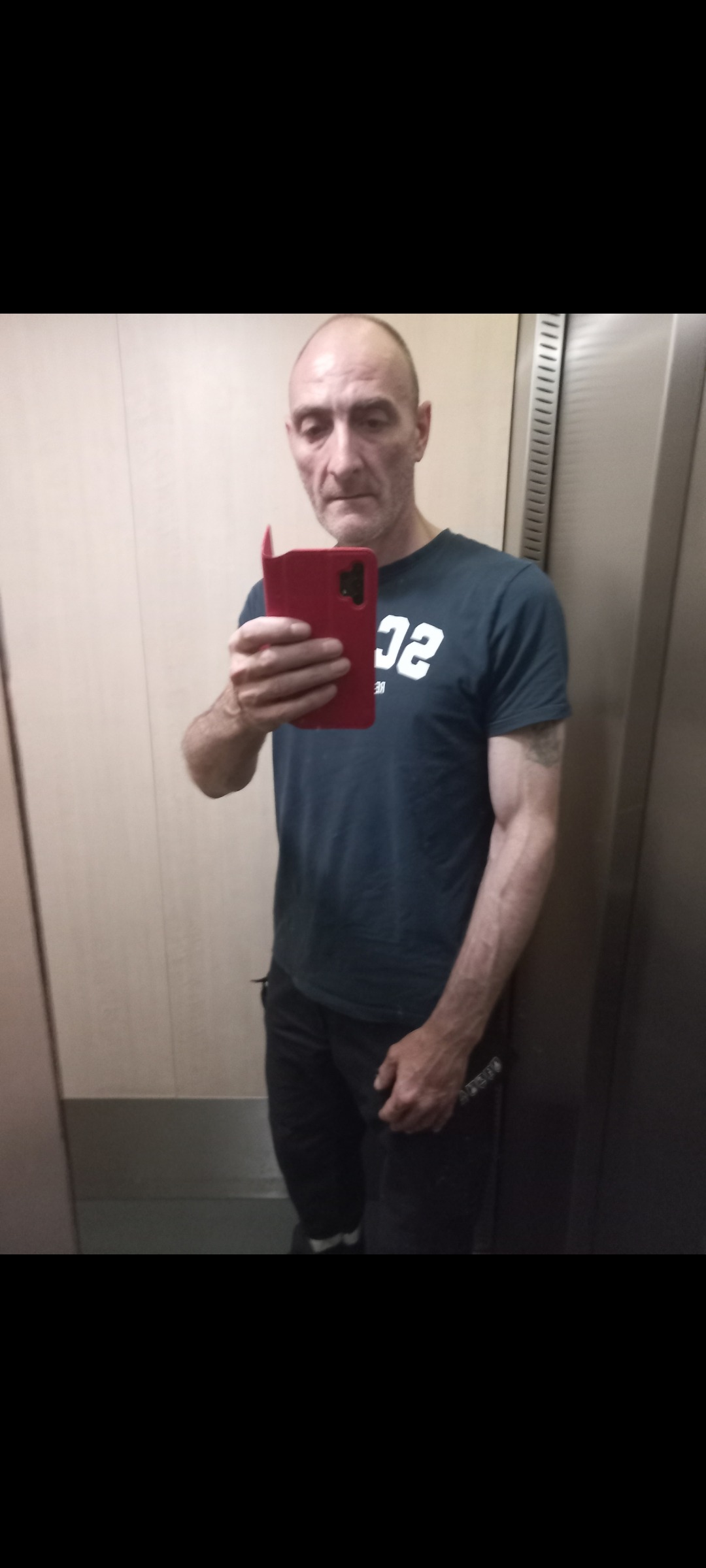 Profil de Oswaldo, 47 ans, Soiree gay à Belprahon