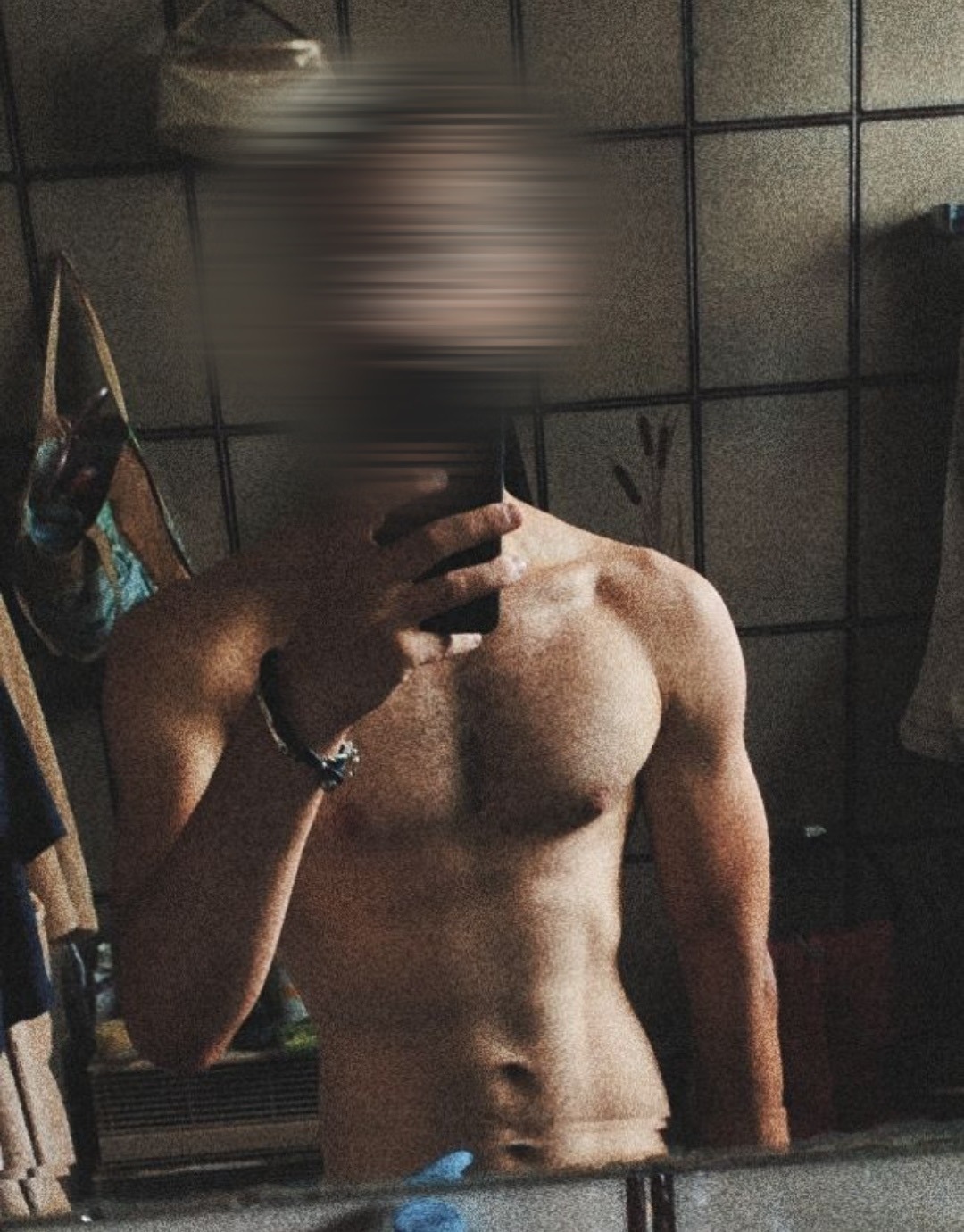 Profil de Zouher, 25 ans, Soiree gay à Siat