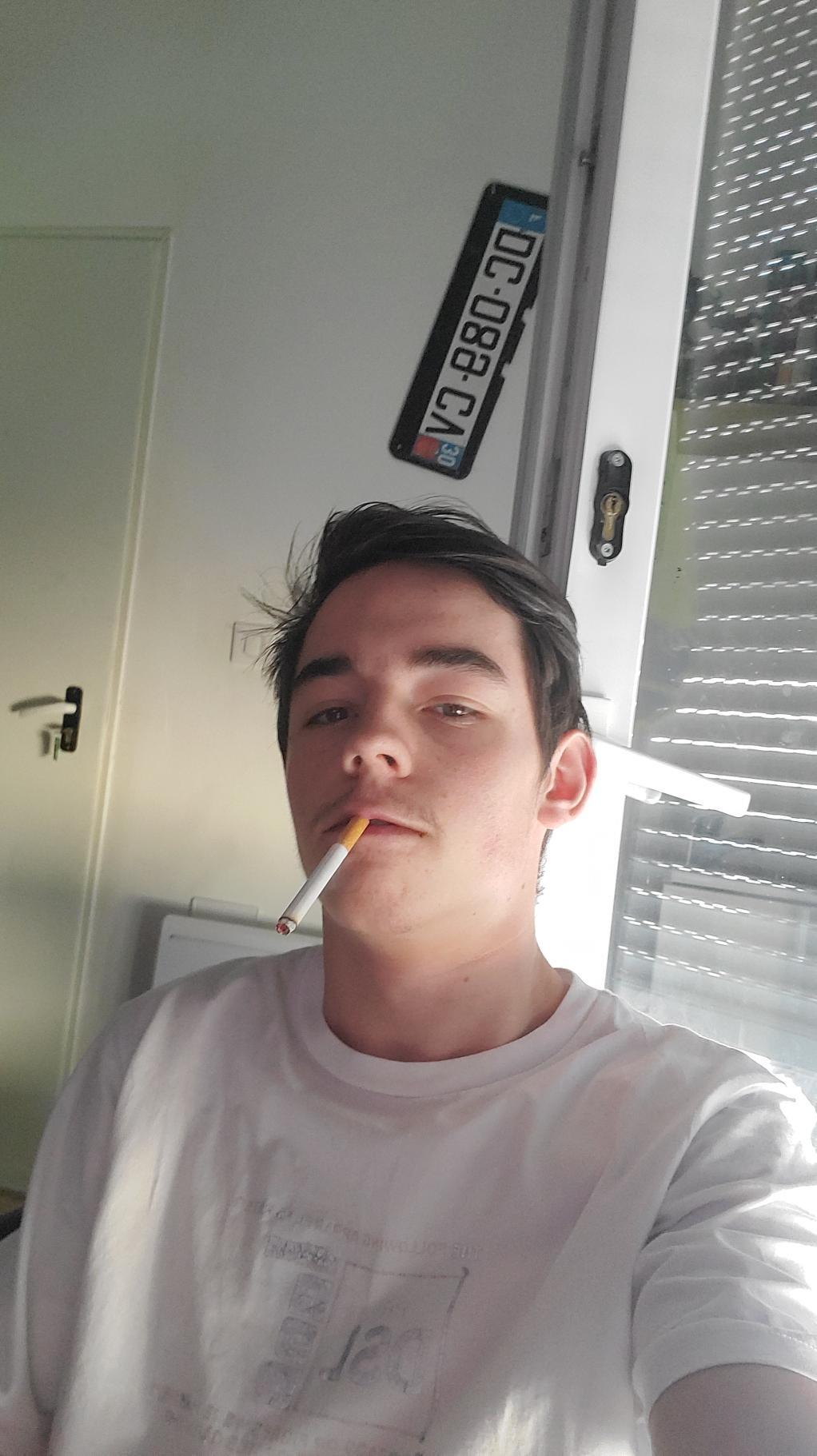 Profil de Yorik, 23 ans, Soiree gay à Maules