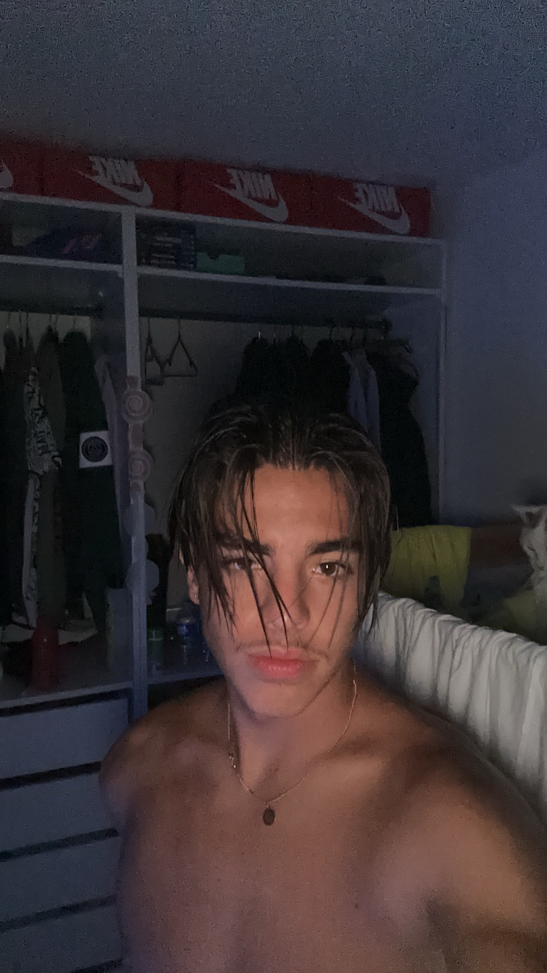 Profil de Godfroy, 18 ans, Soiree gay à Davos Dorf